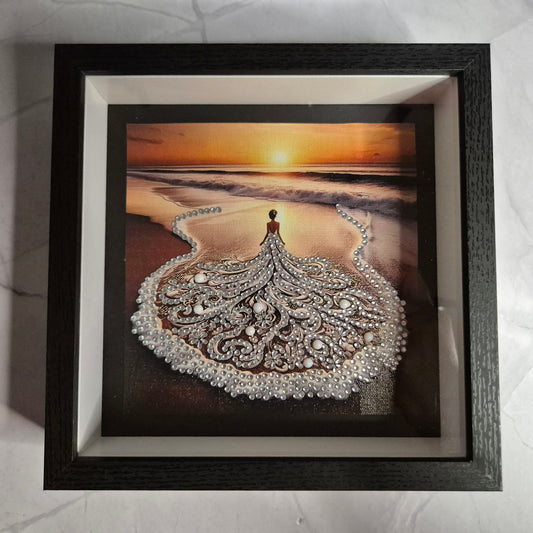 Diamond Horizon Frame
