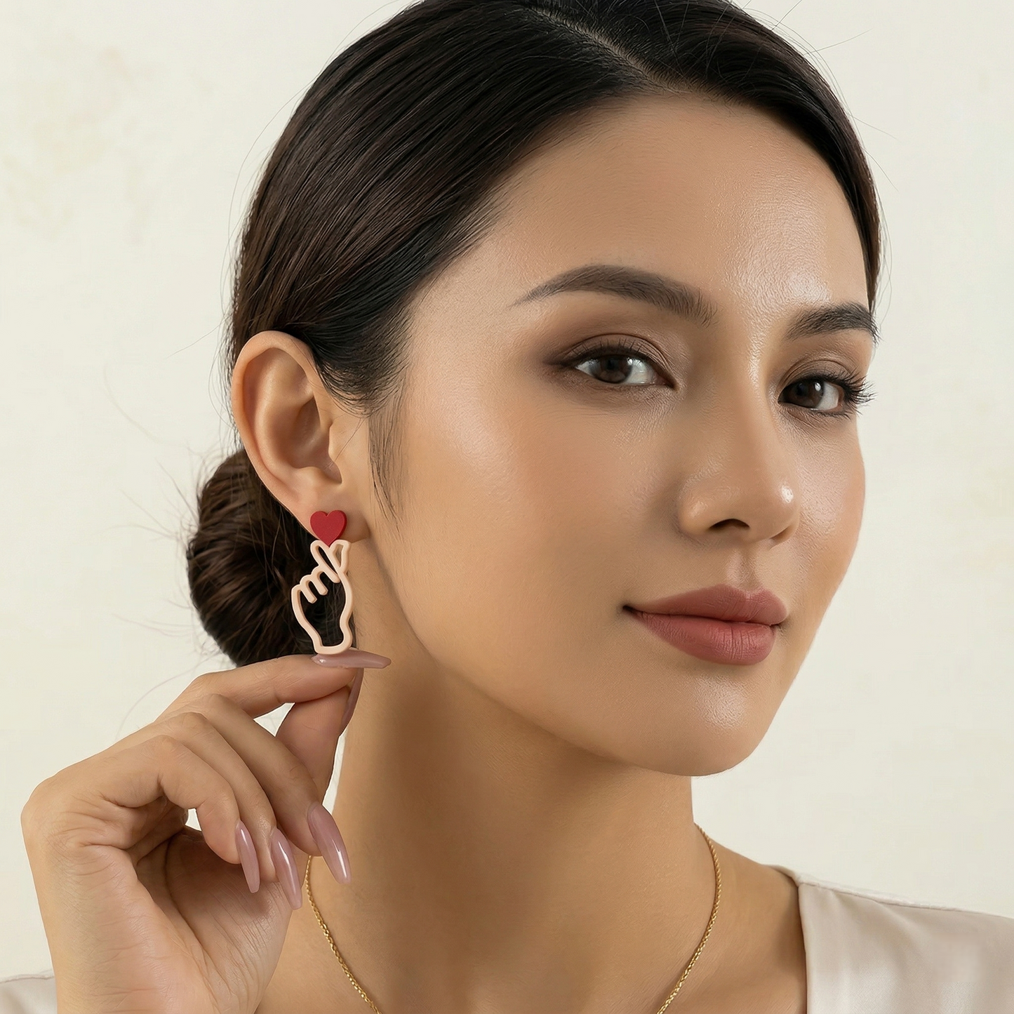 Heart-Shaped Love Gesture Earring