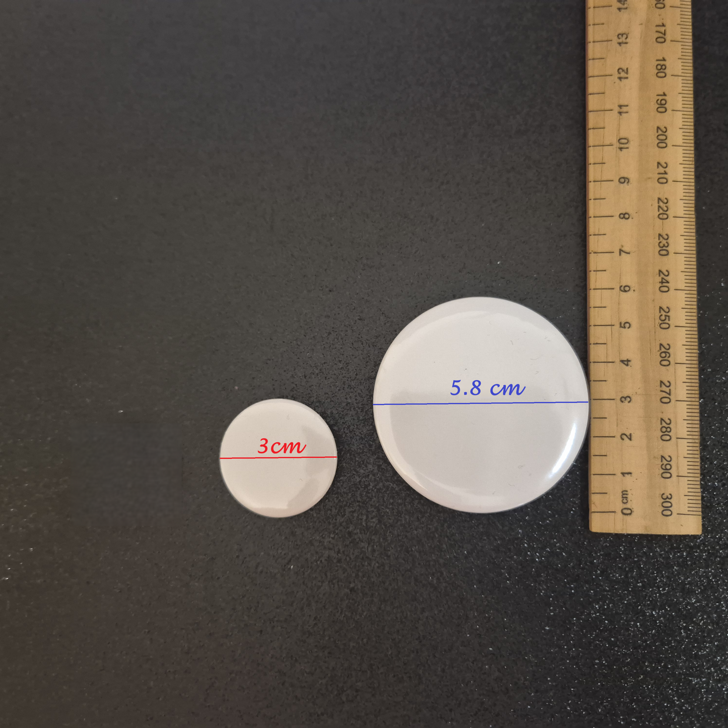 Event pin button